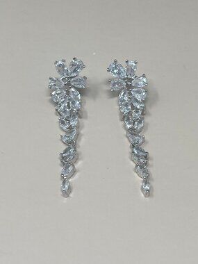 Shashi | Estelle Crystal Drop Earrings